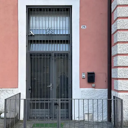 Borgo&lago Castro (Lombardy)