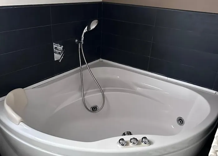 Borgo&lago Holiday home Castro (Lombardy)